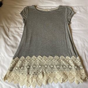 Short sleeve top